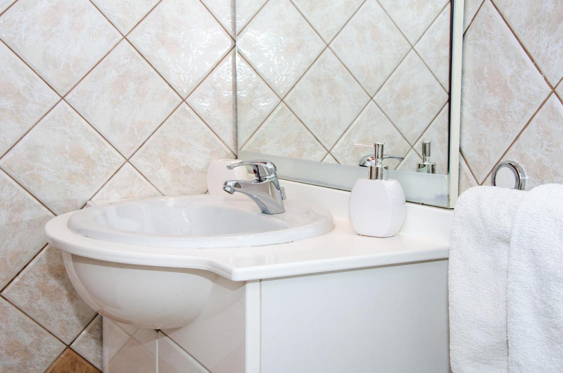 Guesthouse Ruza - Apartments Senj  Phòng bức ảnh